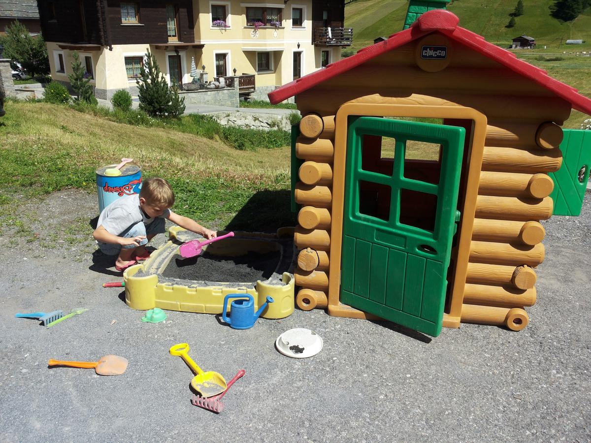 Al Molino Lägenhet Livigno Exteriör bild